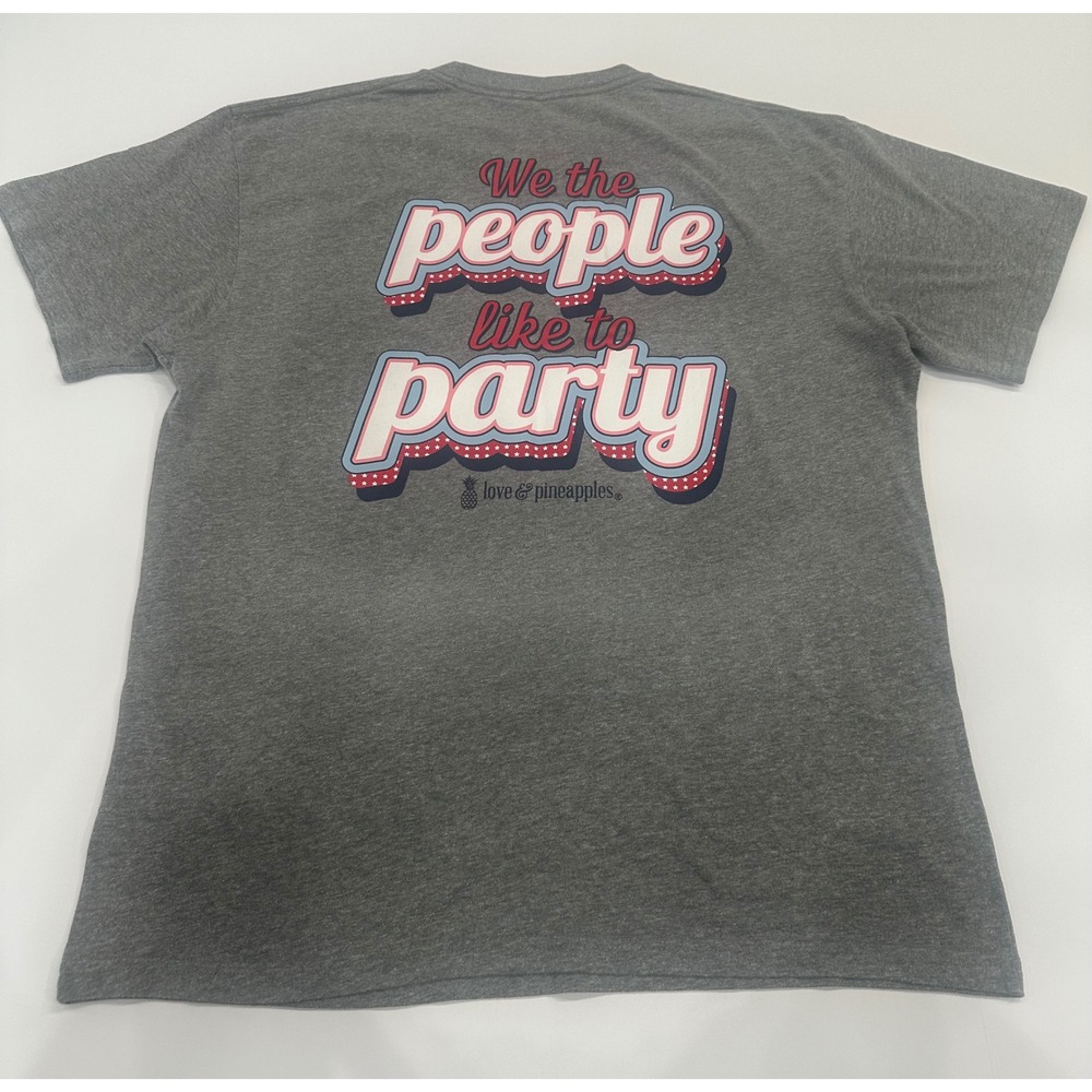 Love & Pineapples We The People Like To Party Graphic T-Shirt Gray Large L